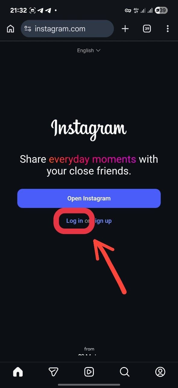 صفحه‌ی وب اینستاگرام و دکمه‌ی Log in